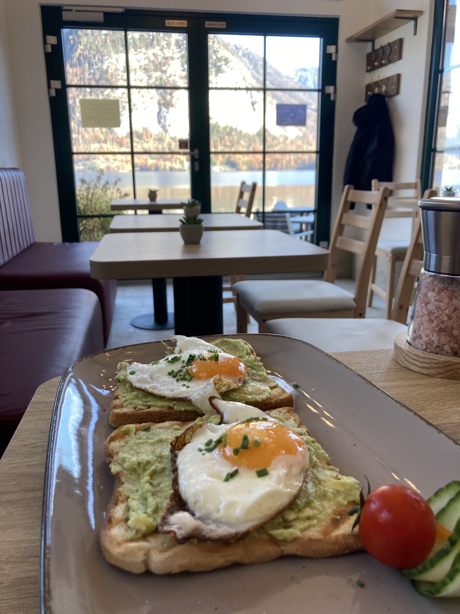 Avocado toast and eggs served at Seecafé Hallstatt